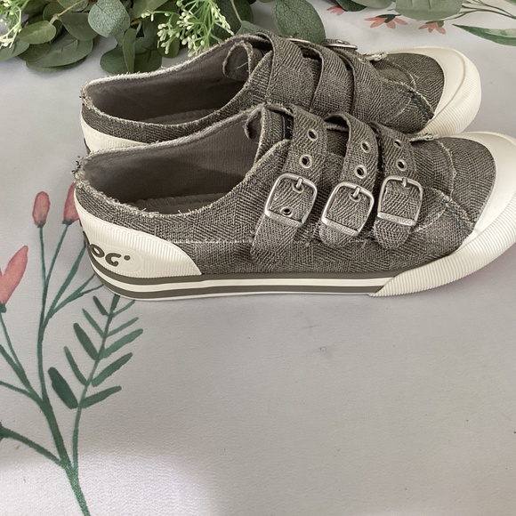 ROCKET DOG Jolissa Grey Ranger Sneaker - Picture 5 of 6